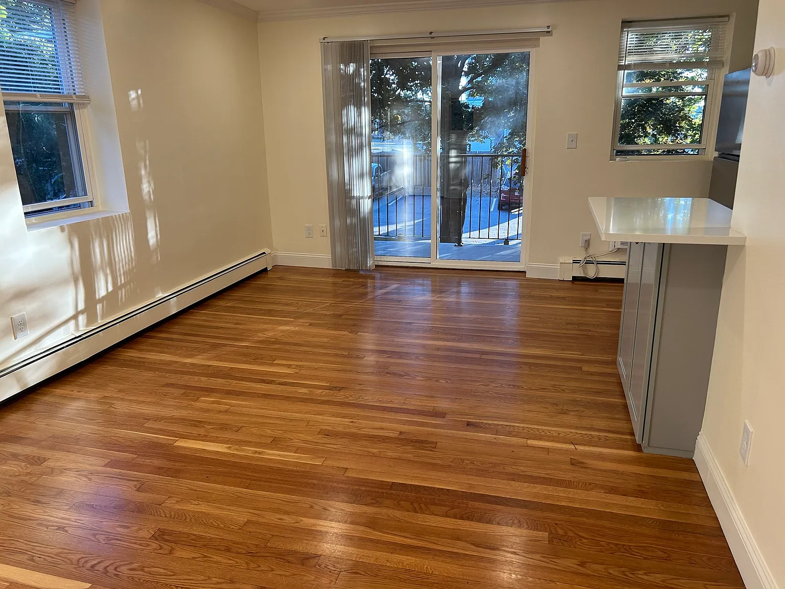 1 bed, 1.0 bath, $2,250 — Photo 4