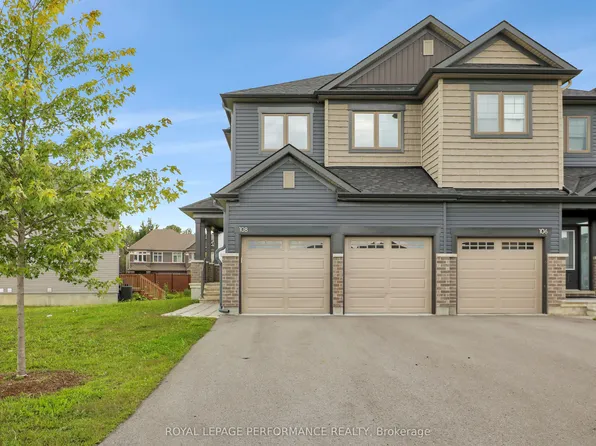 108 Wabikon Cres, Ottawa, ON K1X 0H8