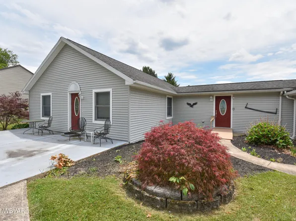 26 Parkwood Dr, Flemington, PA 17745