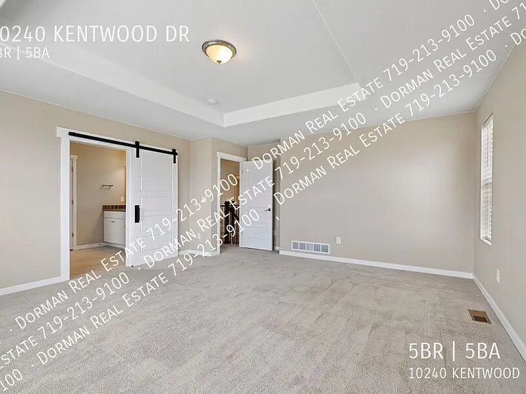 10240 Kentwood Dr — Photo 22