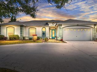 4 Woodston Ln, Palm Coast, FL 32164