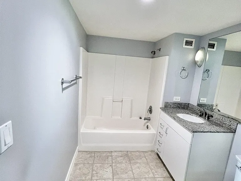 425 W Beech St #1157 — Photo 12