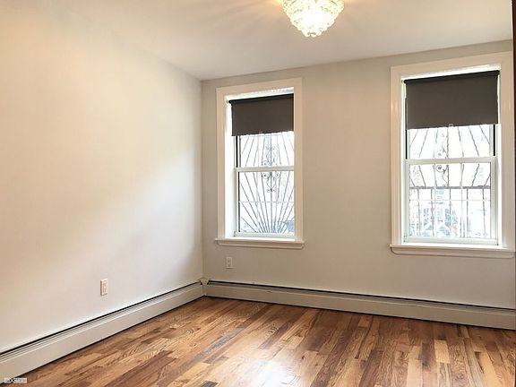 4th image of 1453 Herkimer St #1