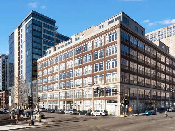 521 S 7th St Unit 402, Minneapolis, MN 55415