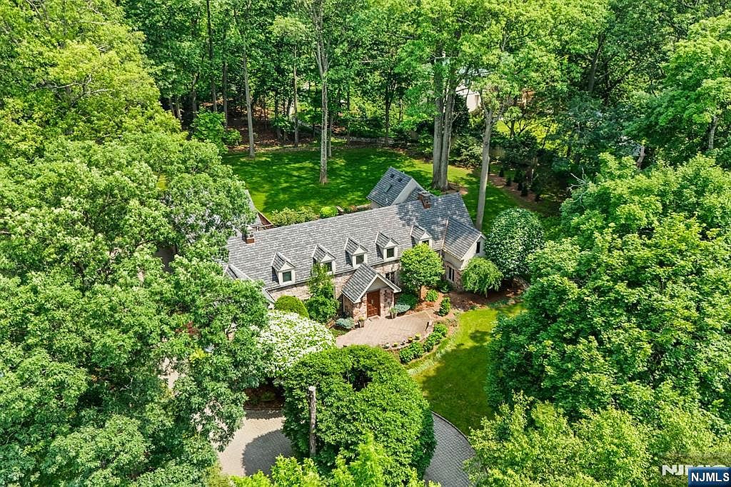 67 Forest Rd, Tenafly, NJ 07670 | Zillow