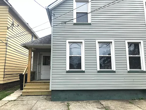 4313 Apple Ave Photo 1