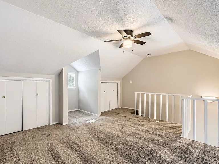 5609 Cougar Dr — Photo 25
