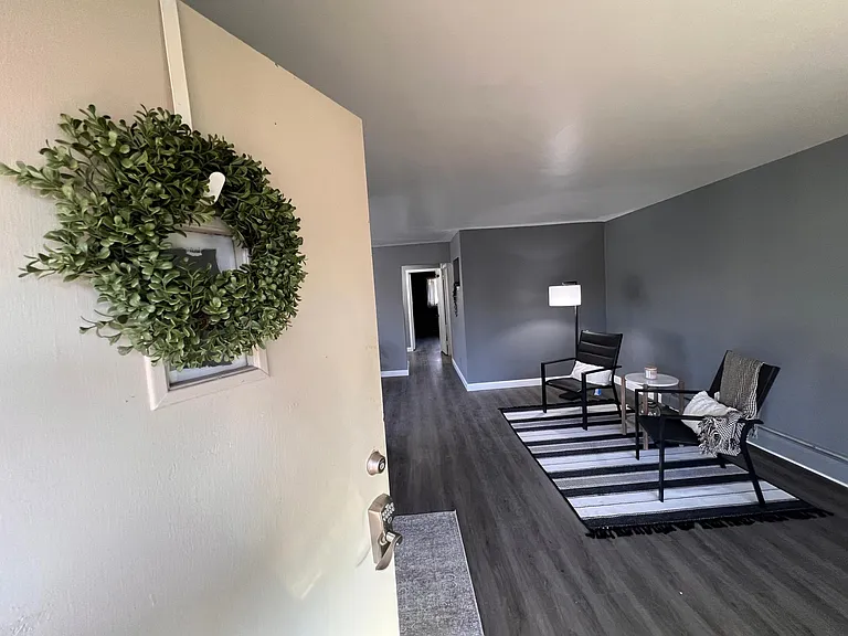 203 S Harris St — Photo 5