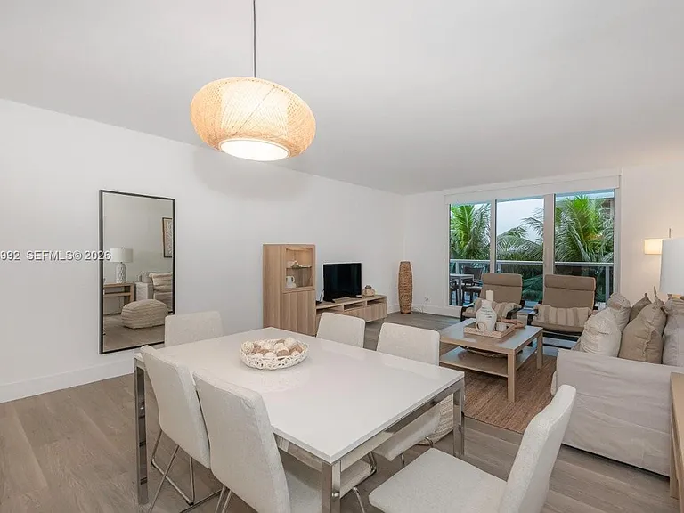 2301 Collins Ave #333 — Photo 2