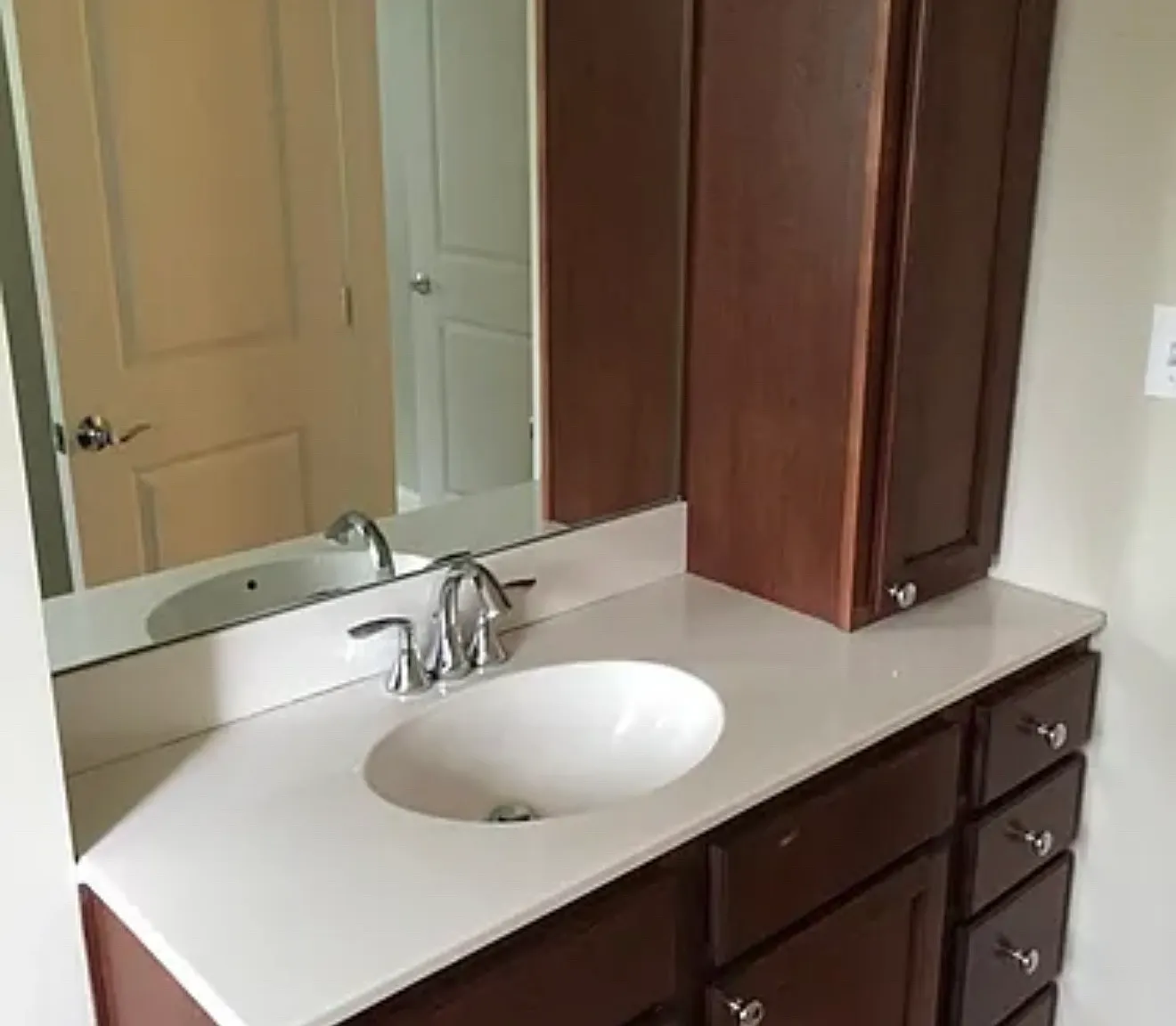 2 bed, 848 sqft, $1,650 — Photo 4
