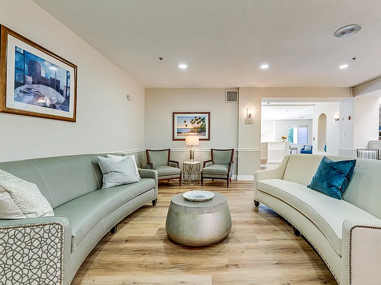 Azure Point at Encinitas - 55+ Active Adult Apartments — Photo 4