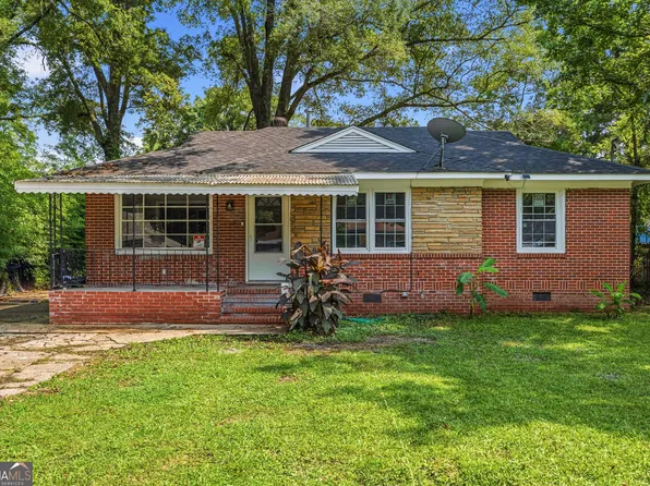2964 Hawthorne Dr, Columbus, GA 31903