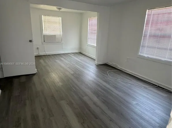 (undisclosed Address), Miami, FL 33147