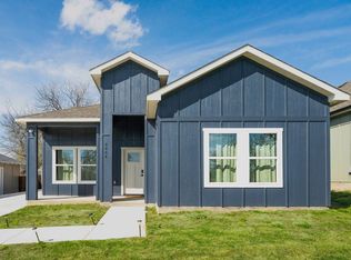 5904 Farnsworth Ave, Fort Worth, TX 76107
