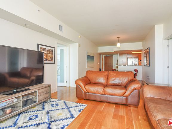 2nd image of 13700 Marina Pointe Dr Unit 1030