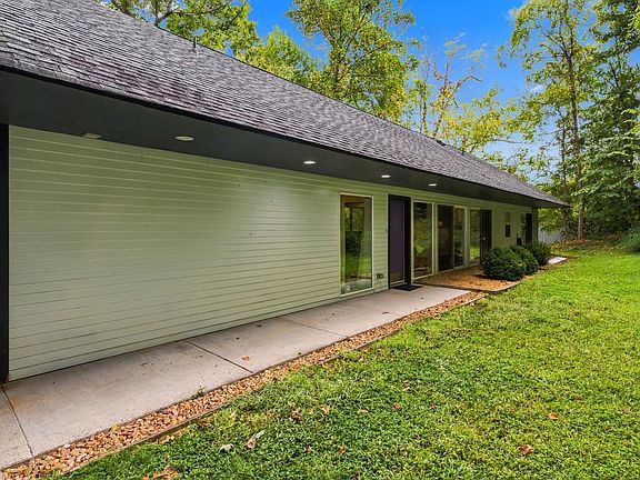 5th image of 119 Wonder Valley Rd