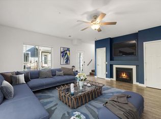 1809 N Windsor Ave, Cottage Grove, WI 53527