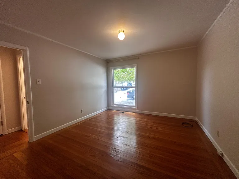 65 Elm St — Photo 10