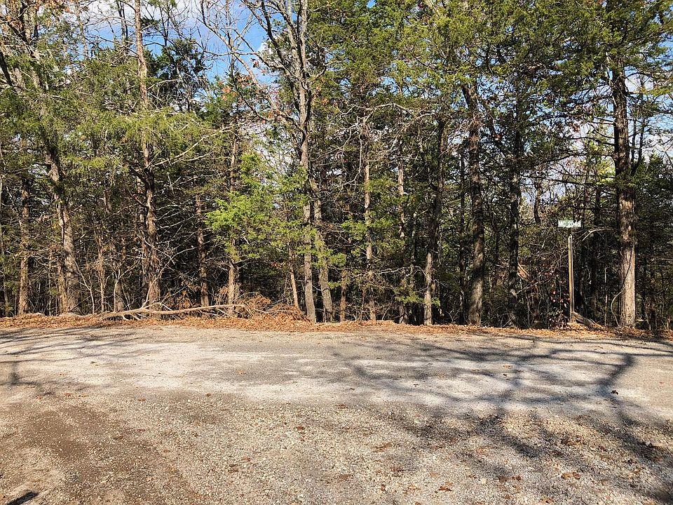 2nd image of 2074 Mc Rd