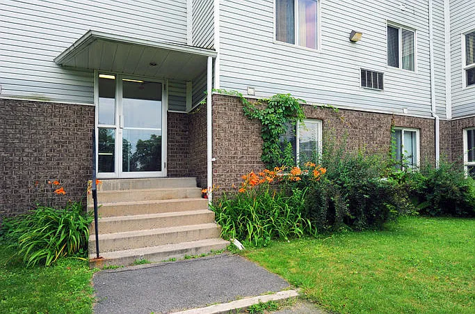 825 Claxton Ter #1A — Photo 10