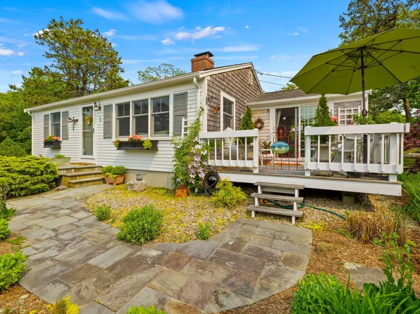 5 Six Penny Lane, Harwich Port, MA 02646