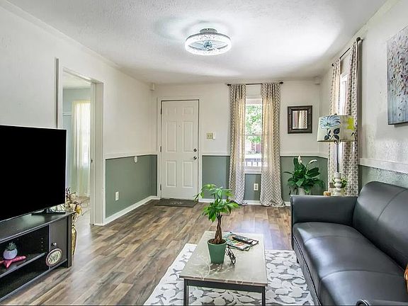 3rd image of 55680 Brink Ave