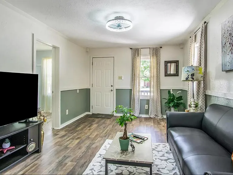 55680 Brink Ave — Photo 3