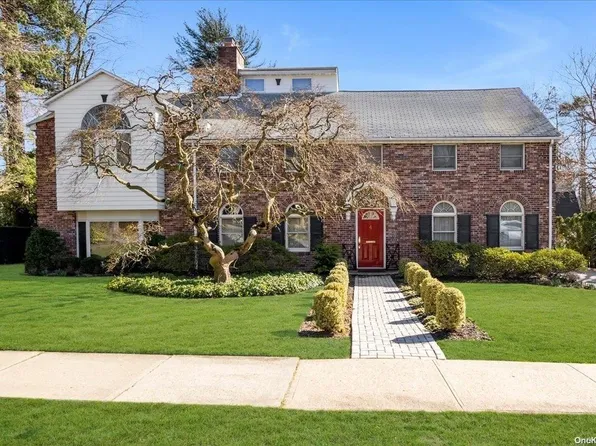 4 North Drive, Great Neck, NY 11021