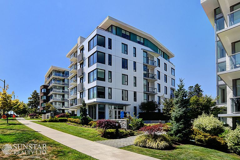 1st image of 4539 Cambie St