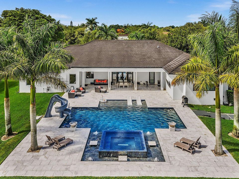 1st image of 6122 SW 173RD Way