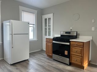 11 Mars St APT 3, Worcester, MA 01607