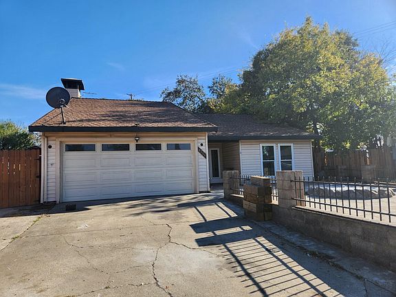 2nd image of 8204 Brushcreek Ct