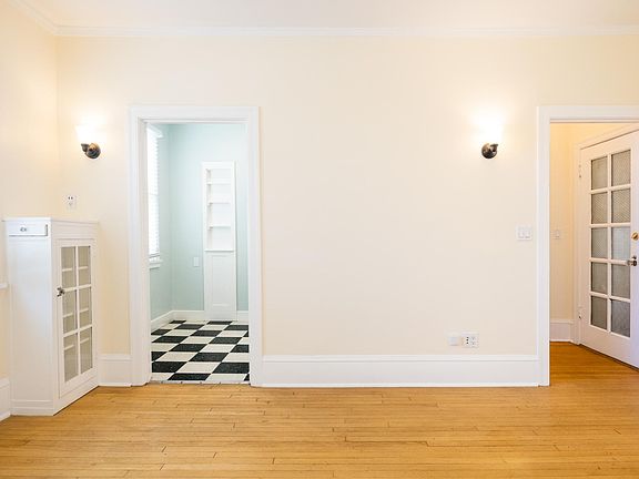 studio facing kitchen and foyer