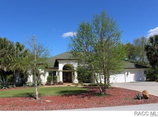 84 Woodfield Cir, Homosassa, FL 34446