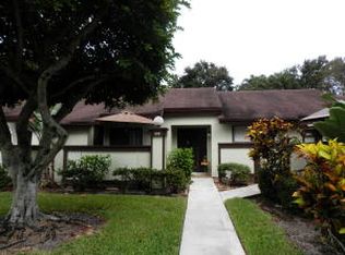 350 Quincy Ct, Royal Palm Beach, FL 33411