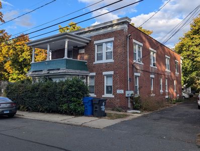98 Church St, Enfield, CT, 06082