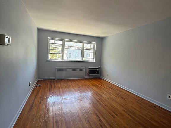 5th image of 8755 19th Ave Floor 3