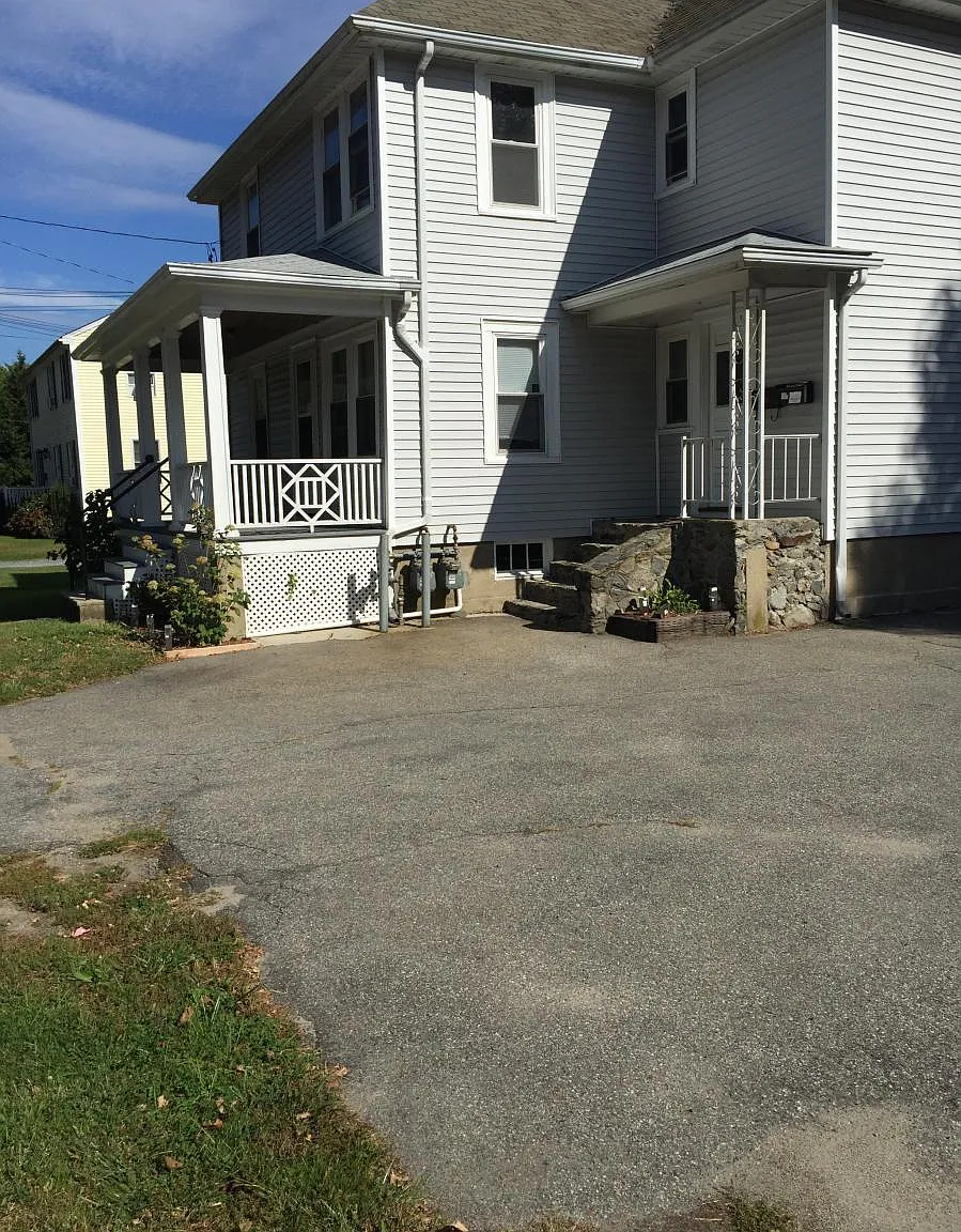 2 bed, 800 sqft, $1,650 — Photo 1