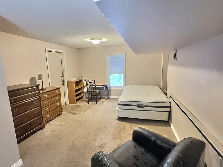 68 Groton Ave #1 — Photo 7