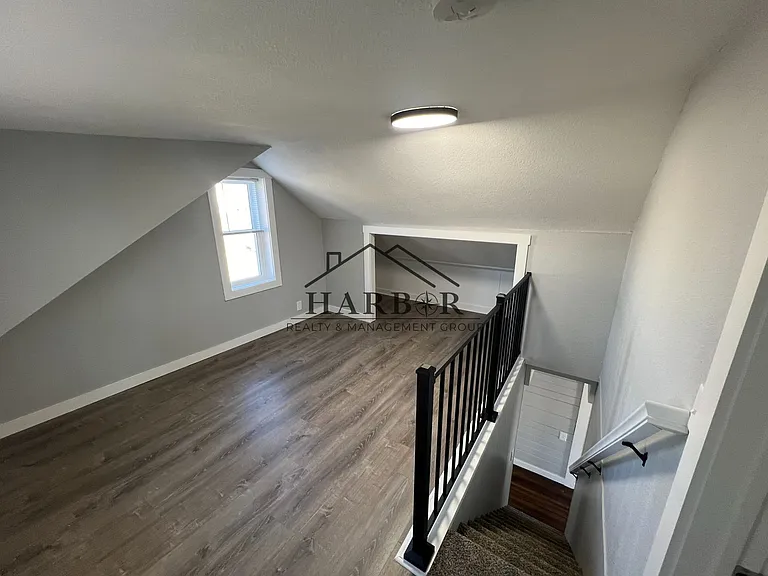 1603 6th Ave NW — Photo 6