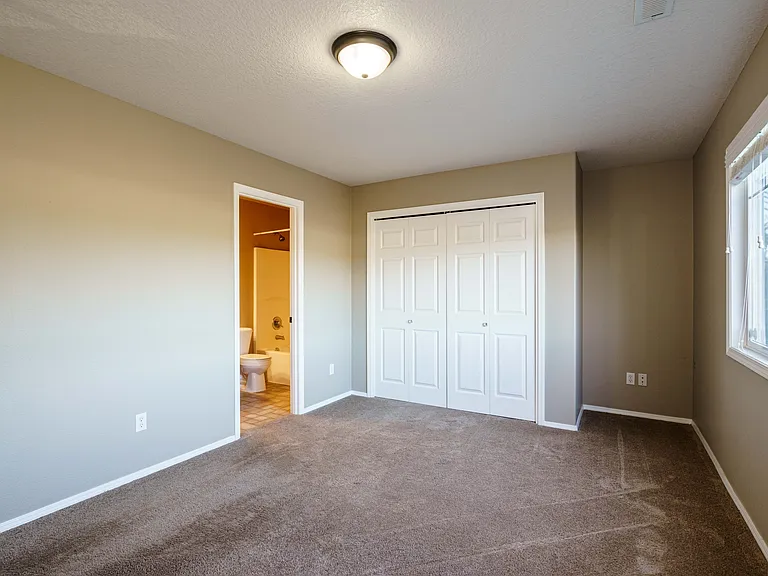 1926 SE 11th Ave #1926 — Photo 29