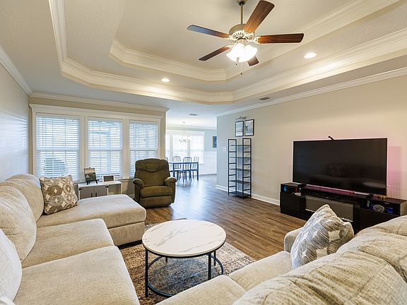 5th image of 4186 Addalyn Way