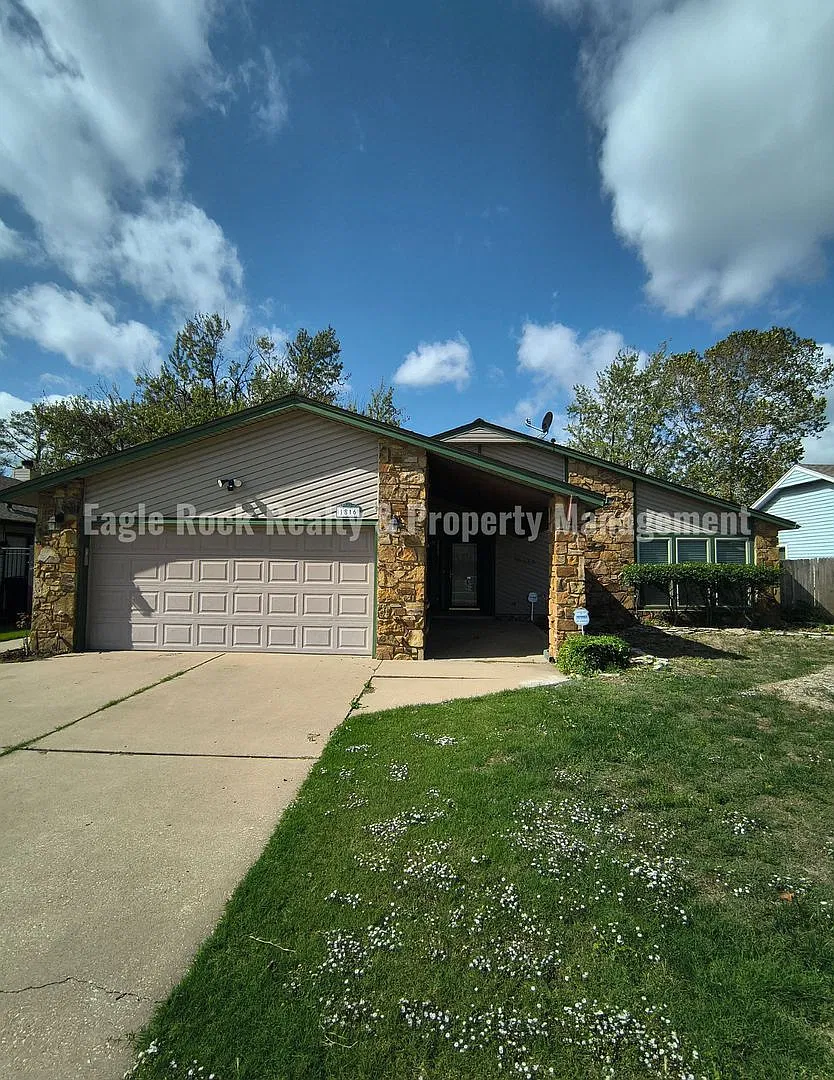 Broken Arrow House for Rent (3beds/2baths) — Photo 1