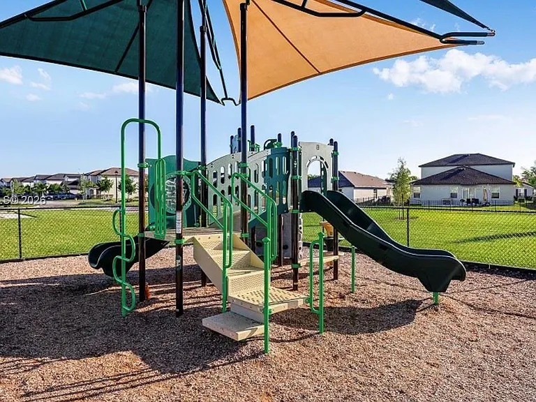 17208 Cantu Ct — Photo 20