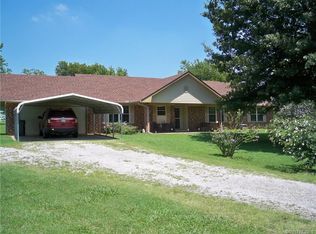 8585 E Wesson Ct, Claremore, OK 74019