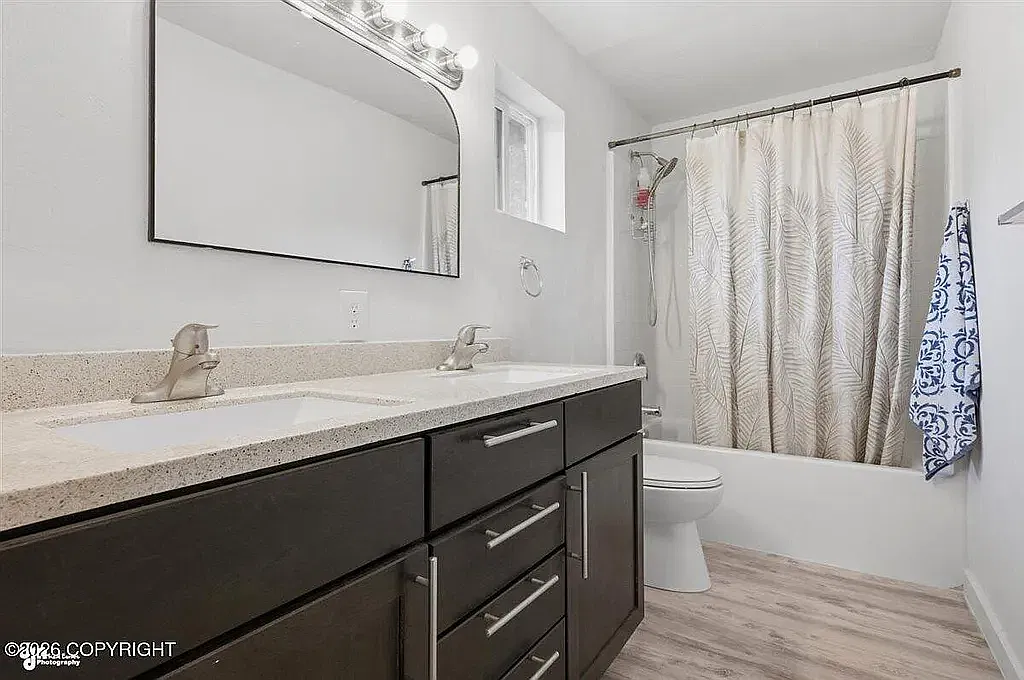 3 bed, 1908 sqft, $2,000 — Photo 1