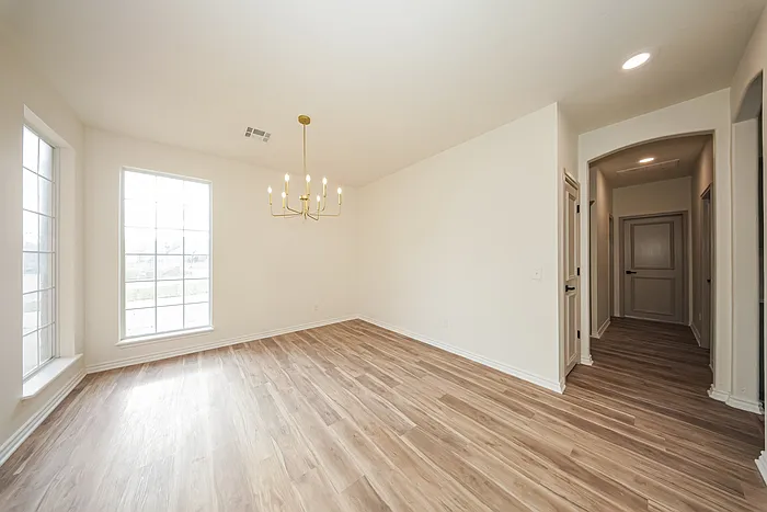 11601 Hackney Ln — Photo 4