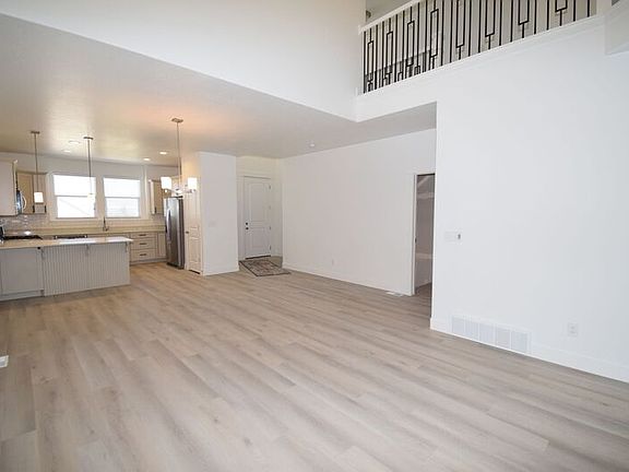 5th image of 4312 Silver Peak Ln #248