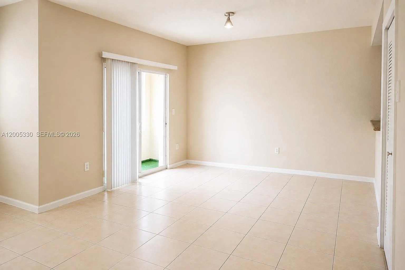 2 bed, 2.5 bath, 1256 sqft, $2,650 — Photo 3