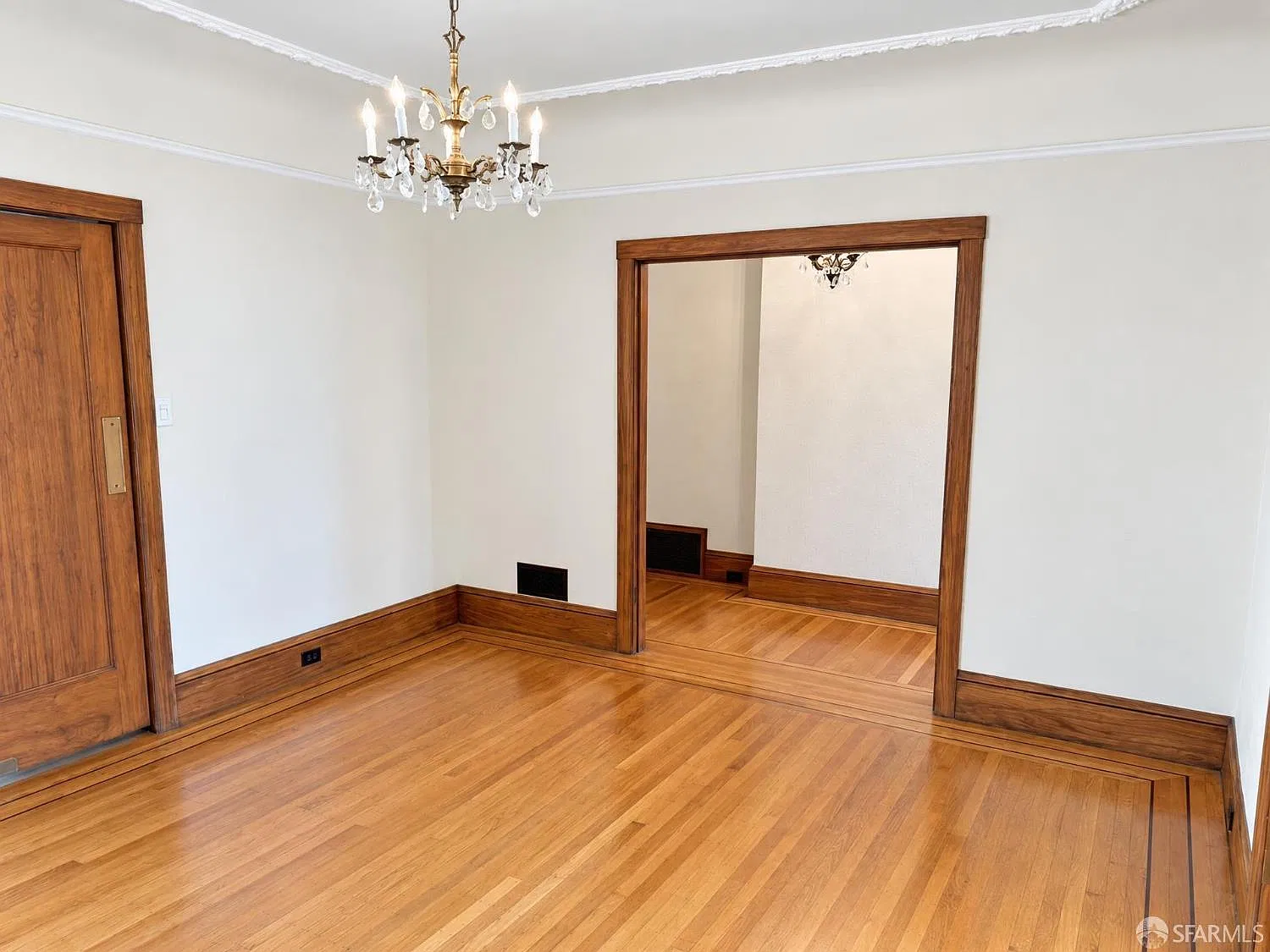 2 bed, 1400 sqft, $6,950 — Photo 2